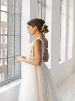 Abrazi Madison Haarkam Zilver -Droom Trouwjurk 067e72bb9bbe95e88a37f15d077e60b884bbbc0c 4