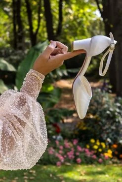 White Lady 700 Ivoor Bruidsschoenen -Droom Trouwjurk 700 ivory satin 4