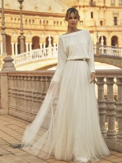 Bianco Evento E340 Sweater -Droom Trouwjurk bianco evento e340 bolero 3 passion ivory pa94