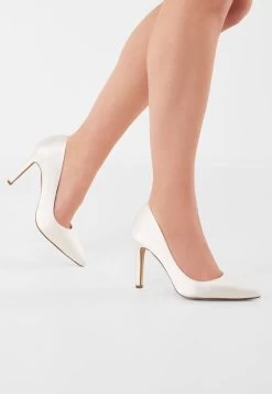 Rainbow Club Fergy Bruidsschoenen -Droom Trouwjurk fergy ivory satin