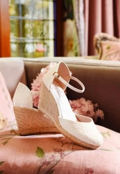 Fiarucci Bridal Jessie Bruidsschoenen -Droom Trouwjurk fiarucci bridal jessie perle lace pls b