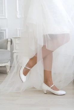 G Westerleigh Flora Bruidsschoenen Ivoor Met Kant En Bandje -Droom Trouwjurk flora 5