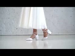 G. Westerleigh Martha Bruidsschoenen -Droom Trouwjurk hqdefault 18 19