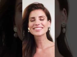 Abrazi Olga Parel Oorbellen Goud -Droom Trouwjurk hqdefault 21 11