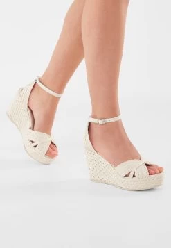 Fiarucci Bridal Louna Bruidsschoenen -Droom Trouwjurk louna perle riffia