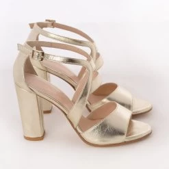 Content Magnolia Champagne Bruidsschoenen -Droom Trouwjurk moments by content magnolia champagne 2