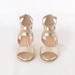 Content Magnolia Champagne Bruidsschoenen -Droom Trouwjurk moments by content magnolia champagne 4