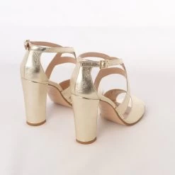 Content Magnolia Champagne Bruidsschoenen -Droom Trouwjurk moments by content magnolia champagne 5