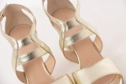 Content Magnolia Champagne Bruidsschoenen -Droom Trouwjurk moments by content magnolia champagne 6