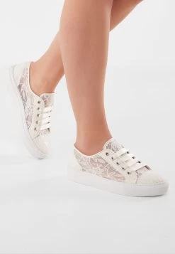 Fiarucci Bridal Nelli Bruidssneaker -Droom Trouwjurk nelli perle lace leather