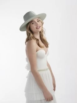 Poirier HT-300-Green Hoed 11 Poirier HT-300-Green Hoed -Droom Trouwjurk poirier ht 300 green hat 4