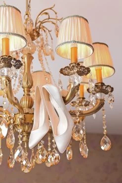 Rainbow Club Debora Bruidsschoenen -Droom Trouwjurk rainbow club debora ivory satin pls a