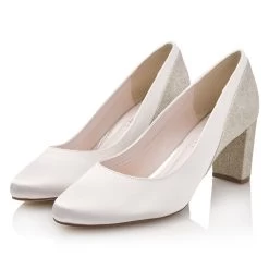 Rainbow Club Sintia Bruidsschoenen Ivoor -Droom Trouwjurk rainbow club sintia brautschuhe ivory satin silver fine glitter 8