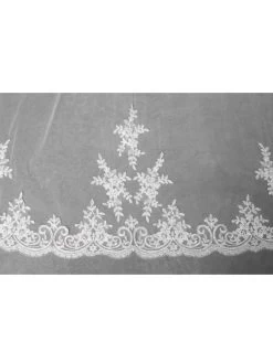 Sluier Met Italiaanse Kant S115-300/1/MED | Poirier 8 Sluier Met Italiaanse Kant S115-300/1/MED | Poirier -Droom Trouwjurk s115 300 1 med 002 03 1