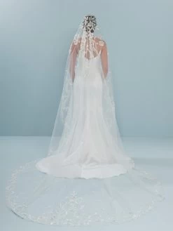 Poirier S407-300-1-Med Sluier -Droom Trouwjurk s407 300 1 med 002 s407 300 002 03