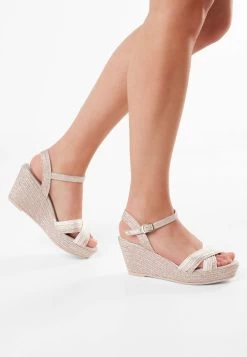 Fiarucci Bridal Serlia Bruidsschoenen -Droom Trouwjurk serlia rose perle champagne braided