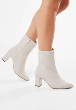 Fiarucci Bridal Sheyla Bruidsschoenen -Droom Trouwjurk sheyla off white suede leather