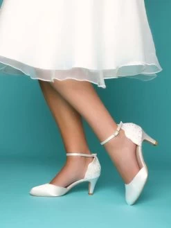 The Perfect Bridal Company Clara Bruidsschoenen -Droom Trouwjurk the perfect bridal company clara 3
