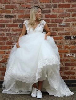 The Perfect Bridal Company Nikki Bruidsschoenen -Droom Trouwjurk the perfect bridal company nikki 10