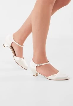 Rainbow Club Vida Bruidsschoenen 8 Rainbow Club Vida Bruidsschoenen -Droom Trouwjurk vida ivory satin