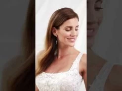 Abrazi Ava Double Oorbellen Goud -Droom Trouwjurk hqdefault 21 7